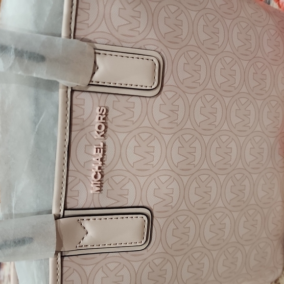 NWT Michael Kors bag - Picture 5 of 6